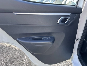 Image véhicule  Dacia SPRING (17)