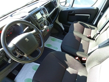 Image véhicule  Peugeot BOXER FOURGON (4)