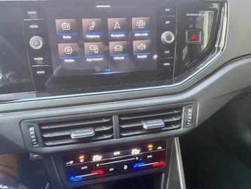 Image véhicule  Volkswagen POLO (25)