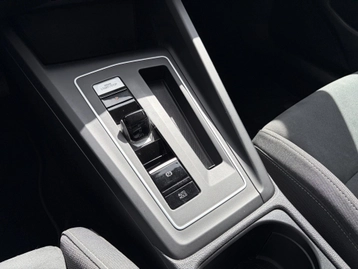 Image véhicule  Volkswagen GOLF (35)