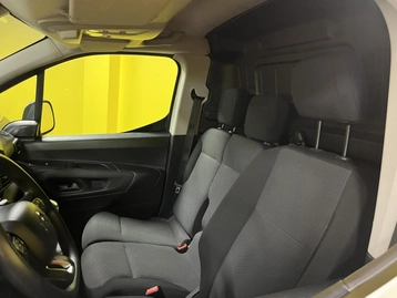 Image véhicule  Citroën BERLINGO (27)