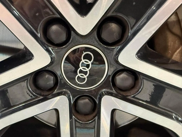 Image véhicule Audi Q5 (71) Image véhicule Audi Q5 (71)