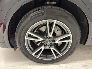Image véhicule  Audi Q5 Sportback (45)