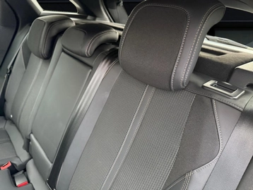 Image véhicule  Peugeot 3008 (11)