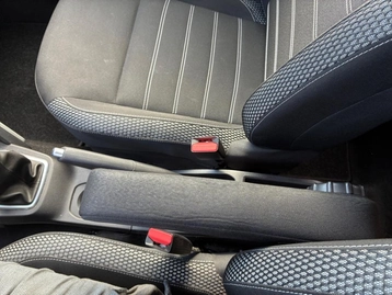 Image véhicule  Dacia DUSTER (25)