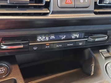 Image véhicule  Citroën BERLINGO (15)