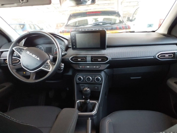 Image véhicule  Dacia SANDERO (5)