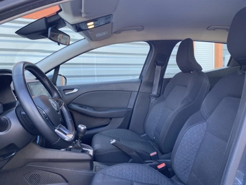 Image véhicule  Renault CLIO (3)
