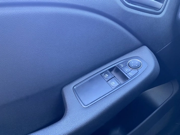 Image véhicule  Renault CLIO (19)