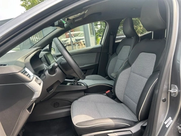 Image véhicule  Renault CLIO (10)