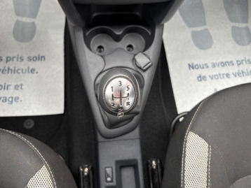 Image véhicule  Dacia SANDERO (18)
