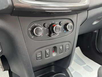 Image véhicule  Dacia SANDERO (16)