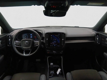 Image véhicule  Volvo XC40 (13)