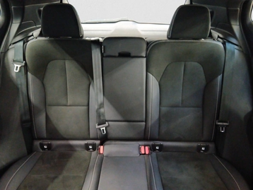 Image véhicule  Volvo XC40 (12)