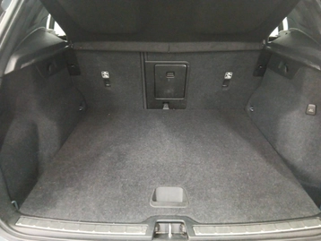 Image véhicule  Volvo XC40 (16)