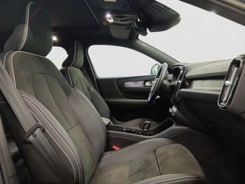 Image véhicule  Volvo XC40 (17)