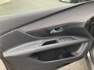 Image véhicule  Peugeot 3008 (16)