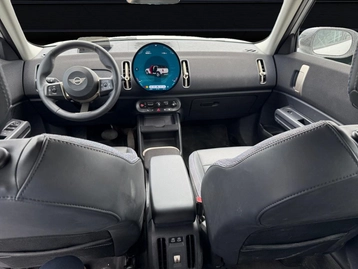 Image véhicule  Mini COUNTRYMAN (17)