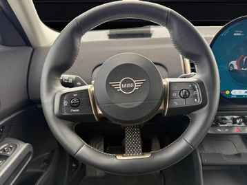 Image véhicule  Mini COUNTRYMAN (19)