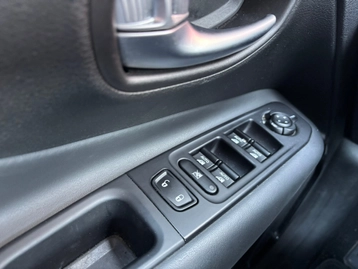 Image véhicule  Jeep RENEGADE (16)