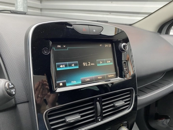 Image véhicule  Renault CLIO (15)