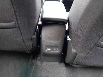 Image véhicule  Peugeot 2008 (14)