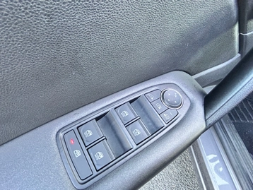 Image véhicule  Renault CAPTUR (11)