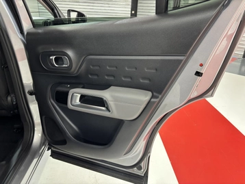 Image véhicule Citroën C5 AIRCROSS (30) Image véhicule Citroën C5 AIRCROSS (30)