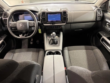 Image véhicule Citroën C5 AIRCROSS (26) Image véhicule Citroën C5 AIRCROSS (26)