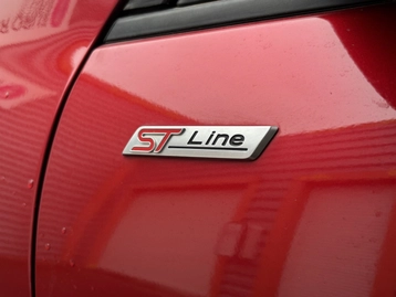 Image véhicule  Ford KUGA (32)