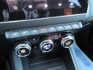 Image véhicule  Renault CAPTUR (7)