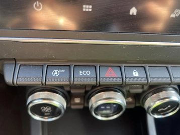 Image véhicule  Renault ARKANA (37)