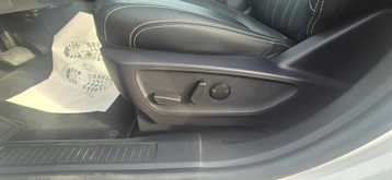 Image véhicule  Ford KUGA (25)
