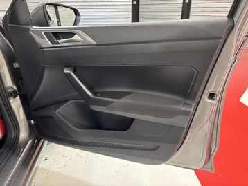 Image véhicule  Volkswagen POLO (24)