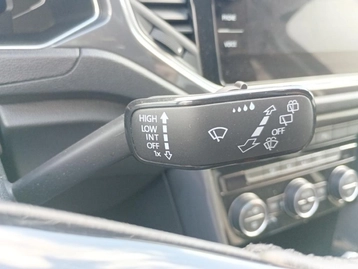 Image véhicule  Volkswagen T-ROC (22)