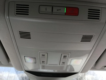 Image véhicule  Volkswagen T-ROC (35)