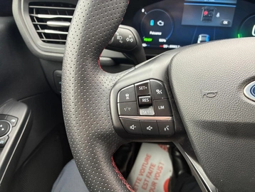 Image véhicule  Ford KUGA (23)