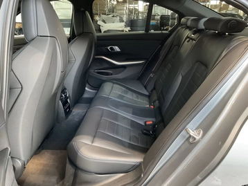 Image véhicule  BMW SÉRIE 3 (5)