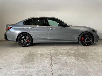 Image véhicule  BMW SÉRIE 3 (3)