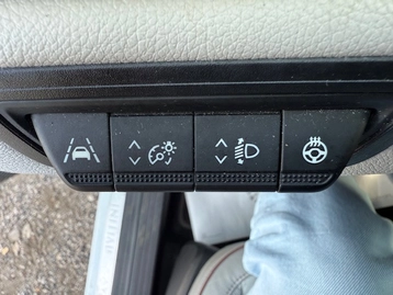 Image véhicule  Renault CAPTUR (19)