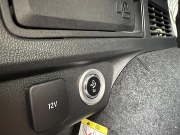 Image véhicule  Ford KUGA (12)