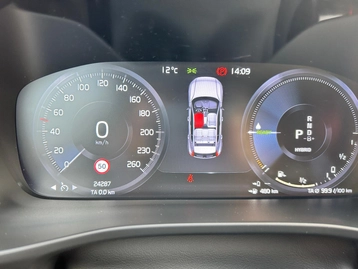 Image véhicule  Volvo XC40 (31)