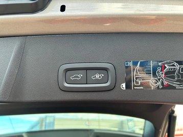 Image véhicule  Volvo XC40 (18)