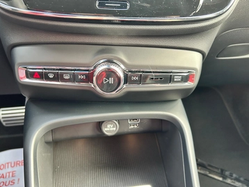 Image véhicule  Volvo XC40 (25)