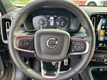 Image véhicule  Volvo XC40 (32)