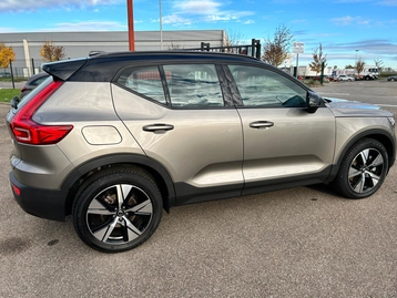 Image véhicule  Volvo XC40 (19)