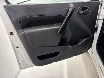 Image véhicule Renault KANGOO (7) Image véhicule Renault KANGOO (7)