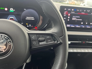 Image véhicule  Alfa Romeo TONALE (30)