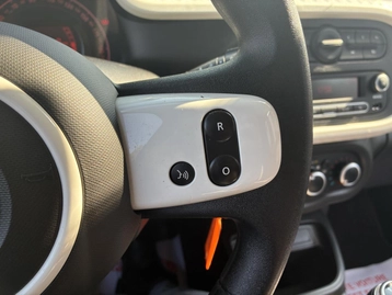 Image véhicule  Renault TWINGO (21)