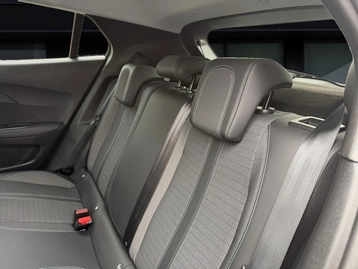 Image véhicule  Peugeot 2008 (16)